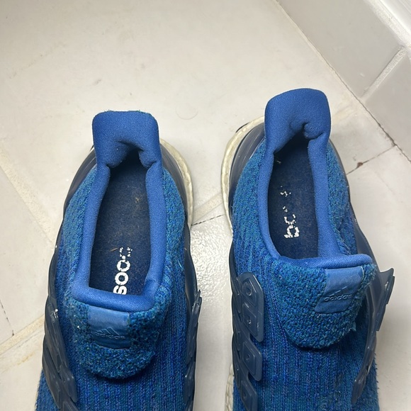 Adidas Ultraboost Size 9 US BA8844 - Picture 3 of 10